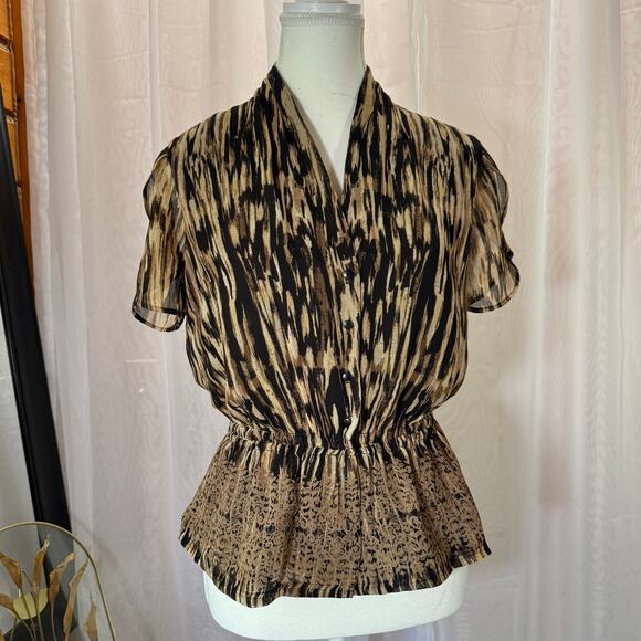 Kate Hill Neutral Animal Print Peplum Blouse Sheer Flutter Sleeve Button Top 6P - Picture 1 of 10